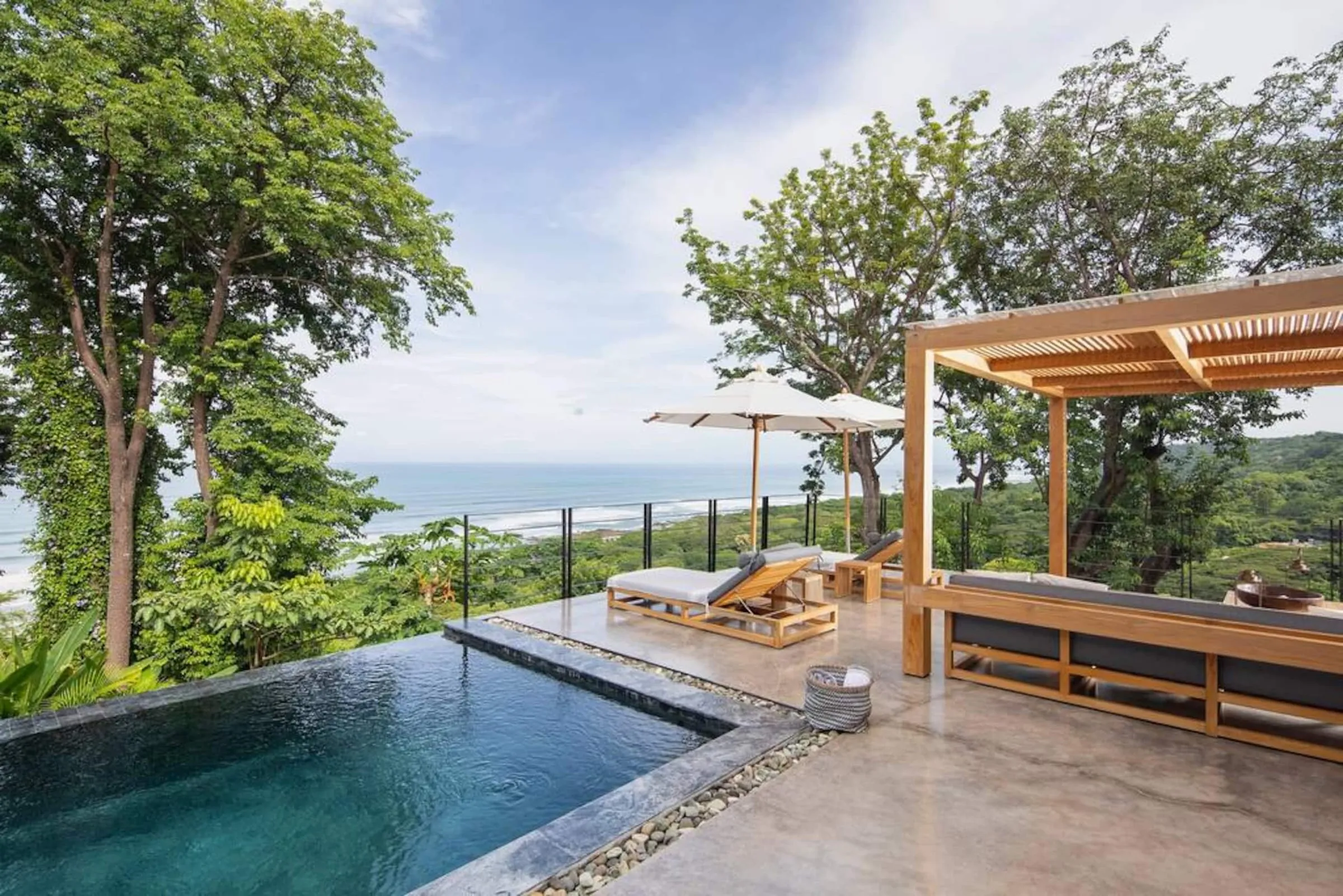 Infinity pool looking out over the jungle to the Pacific